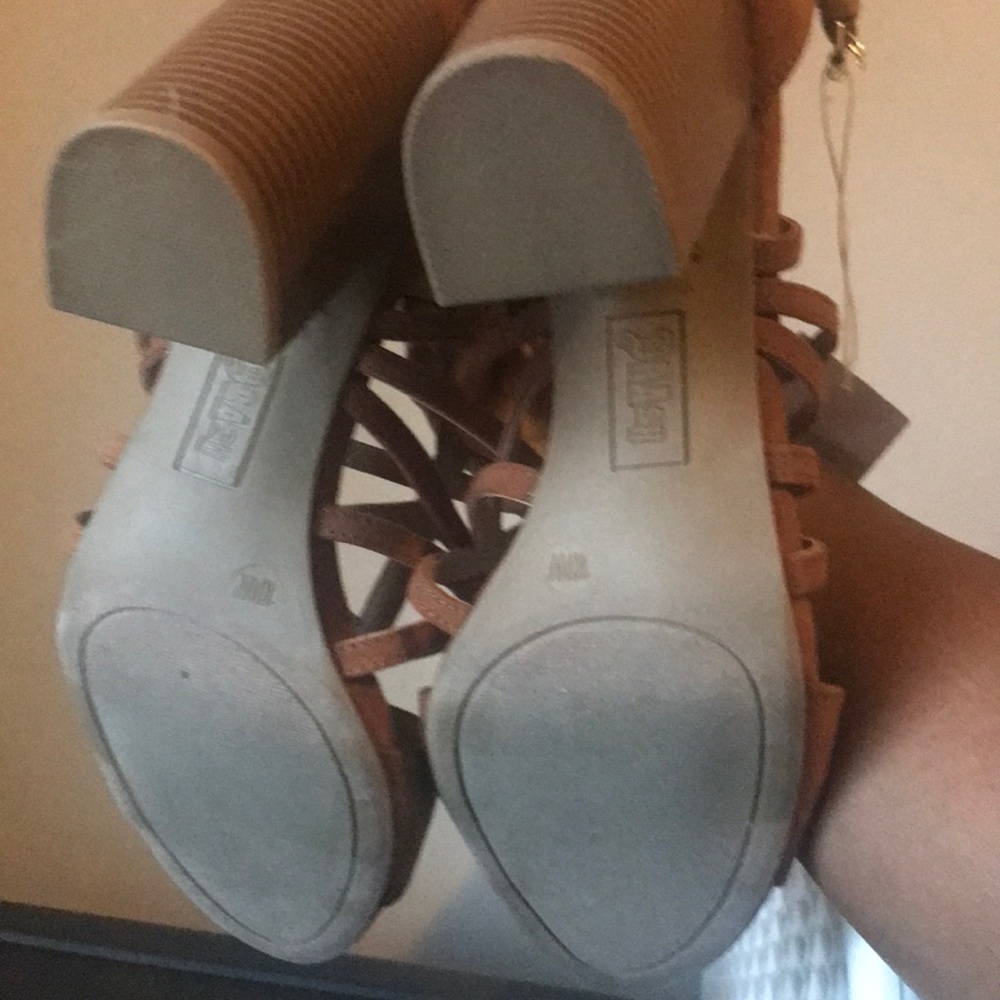 Chunky heels - Picture 5 of 5